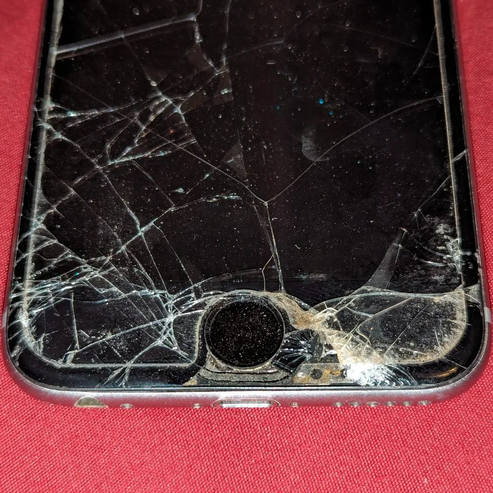 iPhone 6 (A1549) - 32 GB #2 (For parts)***